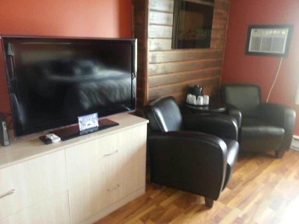 The Walla Walla Inn Rainy River Εξωτερικό φωτογραφία