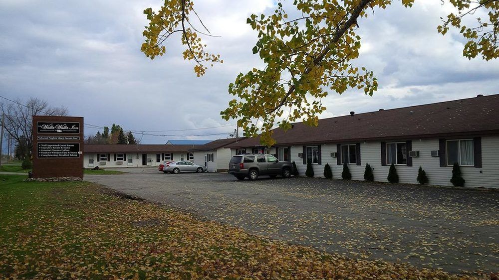 The Walla Walla Inn Rainy River Εξωτερικό φωτογραφία